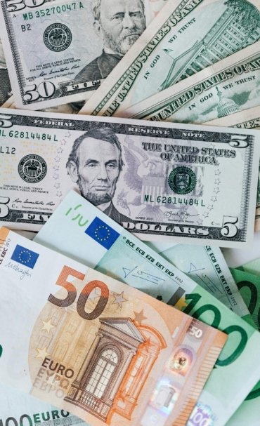 pexels-karolina-grabowska-4386158